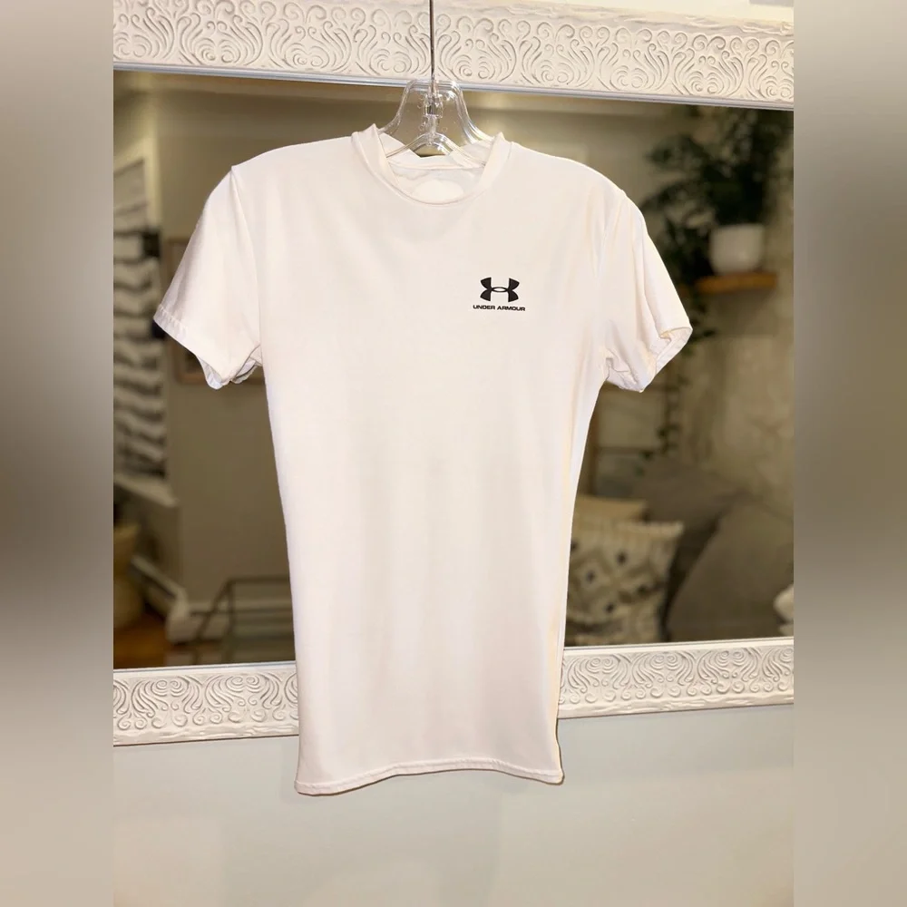 Under Armour Short Sleeve High Neck Stretch White Shirt - M